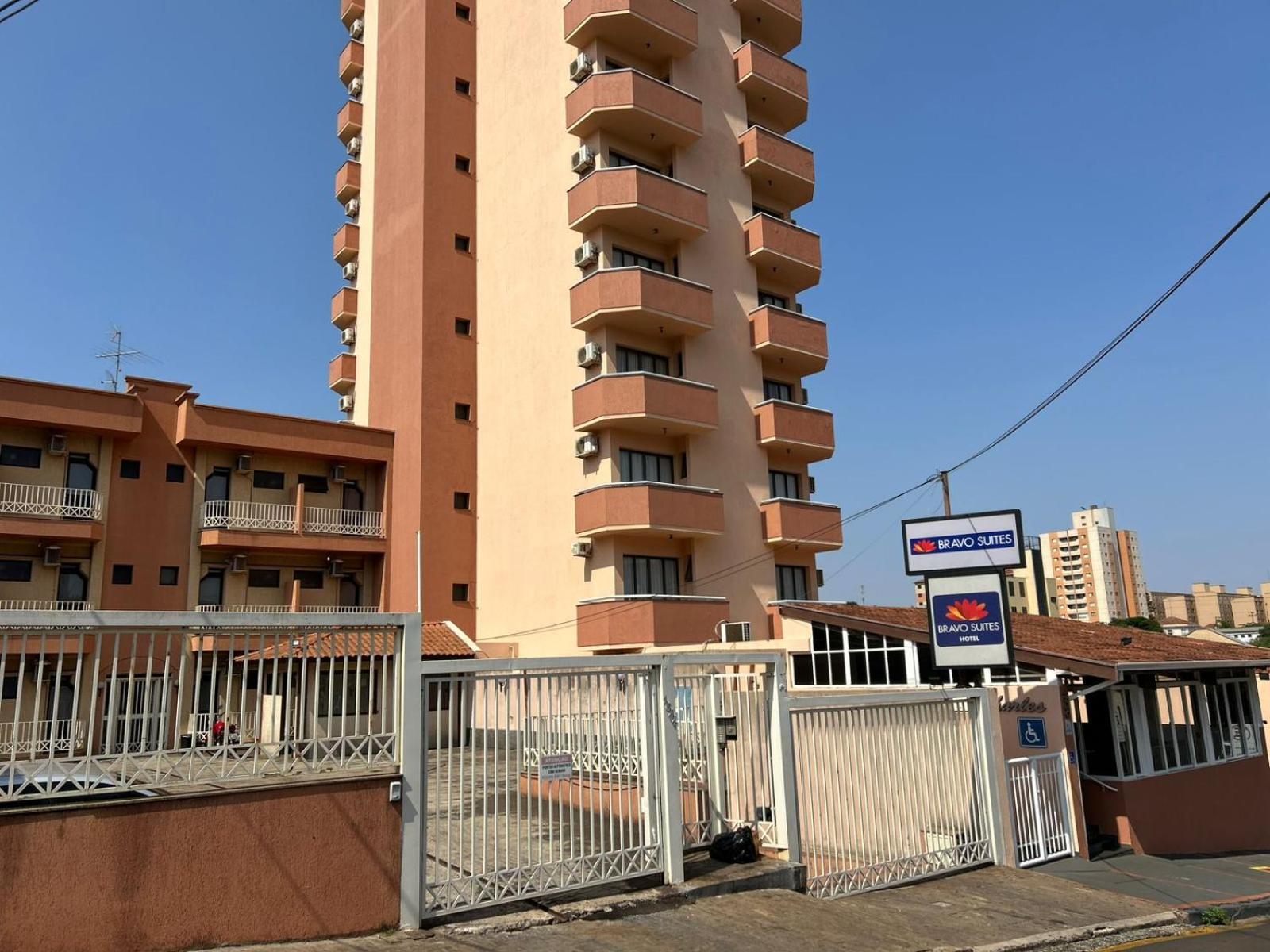 Bravo Suites Sao Carlos Exterior photo